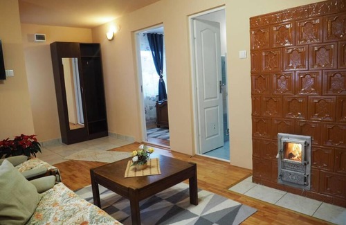 Reghin Apartment | Casa Bunicii