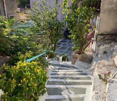 Trygonas House | Casa Calliope