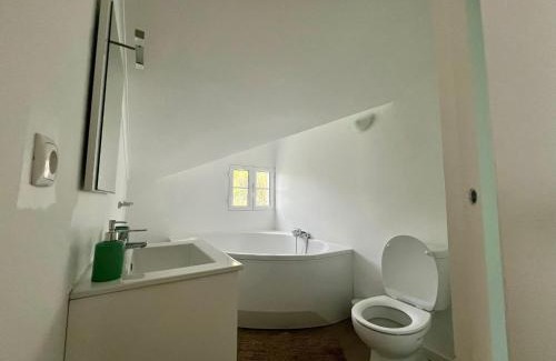 Caloura Apartment | Casa Caloura Seaside Deluxe Accommodation & Spa