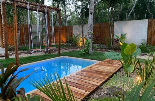 Soliman Bay House | Casa CÅLŪ Cozy & Confortable Jungle House with Pooln