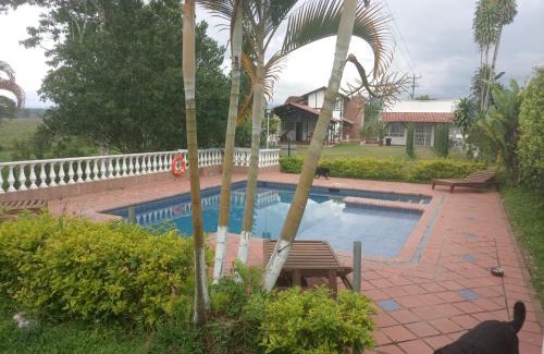 Armenia House | Casa campestre con encanto