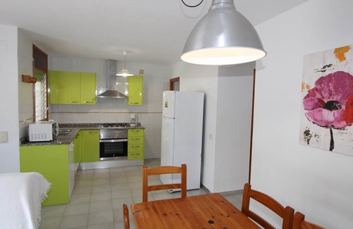 Riumar House | CASA CARPA A, Ideal house for your holidays near the sea, free wifi, optional air conditioning, community pool, pets allowed, dog’s beach