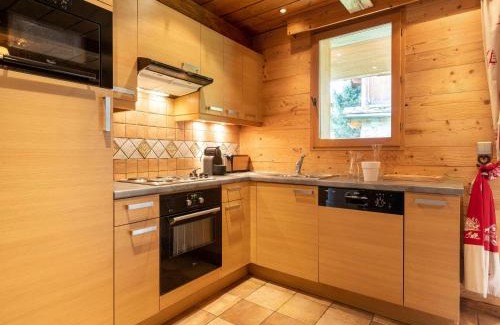 Les Brevieres Ski Chalet | Casa-Chalet Brizolée avec vue sur le lac à Tignes