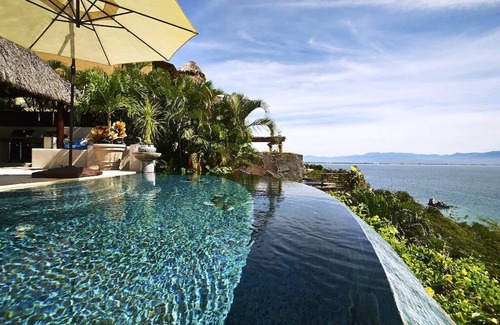 La Cruz de Huanacaxtle House | Casa Chula Vista Villa