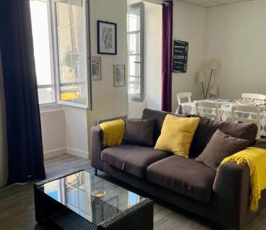 Pornic Apartment | Casa Cocon -Charmant T3-plages, centre ville- 4 personnes