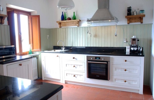 Capannori Villa | Casa Collina Verde, Highly rated villa near Lucca with private pool & garden.