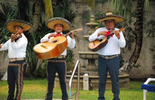 Colonia 10 De Abril Villa | Casa Colonial, Cozumel Villa Zapote