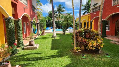 Colonia 10 De Abril Villa | Casa Colonial, Cozumel Villa Zapote