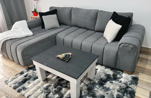 Valentin Alsina House | Casa Completa con Balcon y Patio privado