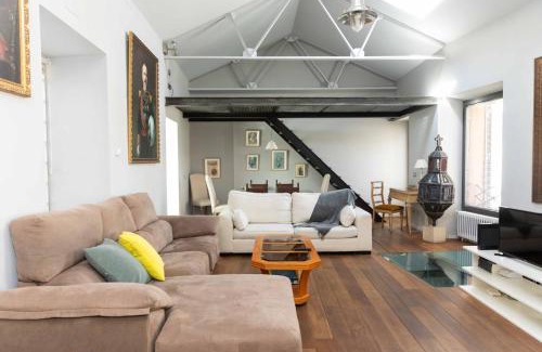 Segovia House | Casa completa, jardín privado y garaje VUT 40-0616