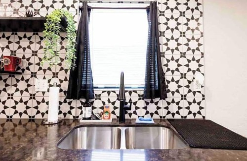 Lawton House | Casa Cowgirl - 10 mins to Ft. Sill