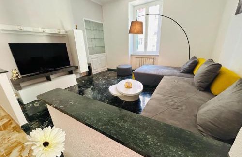 Carignano Apartment | Casa Crema con vista mare