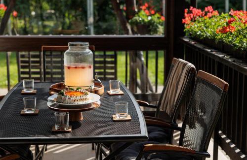 Moieciu House | Casa cu Salcâmi