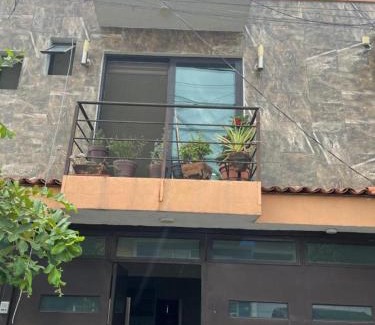 Guadalajara Municipality House | Casa Cultural Charm 11 People, 2 Bedroom House