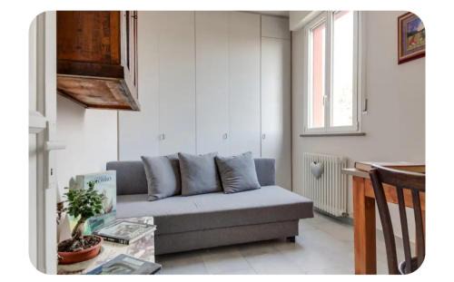 Prada Apartment | casa dei FIORI