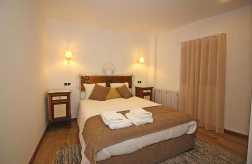 Covide House | Casa da Lameira I by Gerês Casas