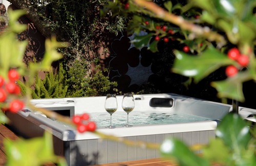 Casteloes House | Casa da Madrinha, a treat 35 minutes from Porto
