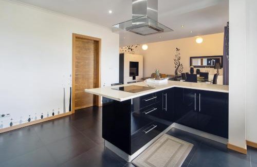 Santa Barbara House | Casa da Orquidea