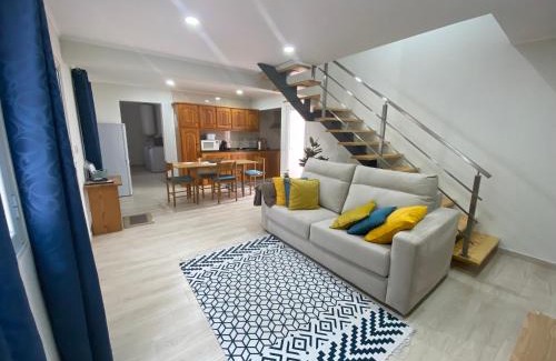 Mosteiros House | Casa da Ribeira - Mosteiros