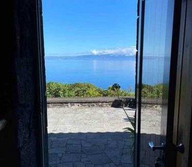 Pico House | Casa da Terra Alta