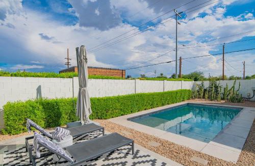 Coronado House | Casa Danesa - Pool - Golf - Luxe & Modern