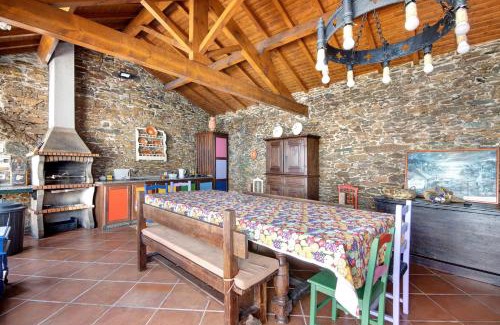 Rates House | Casa de Barqueiros