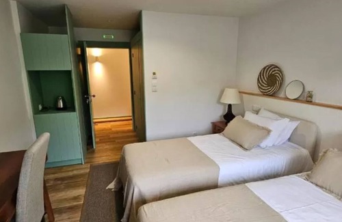 Angra do Heroismo Bed & Breakfast | Casa de Campo Franco da Serra - Double Room with Mountain View