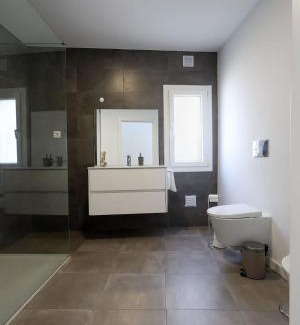 Seixal House | Casa de ferias com Piscina e Suite