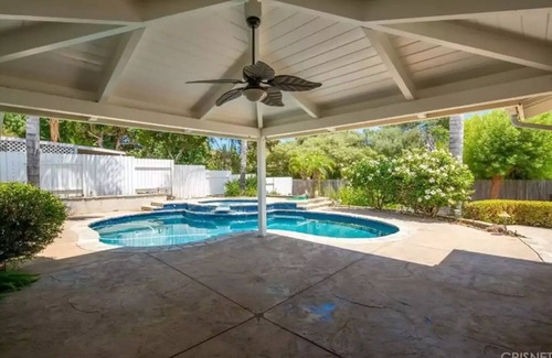 Thousand Oaks House | Casa De for 8people/3BD 3BA, 10people/3BD 4BA,+12people/4BD 4BA