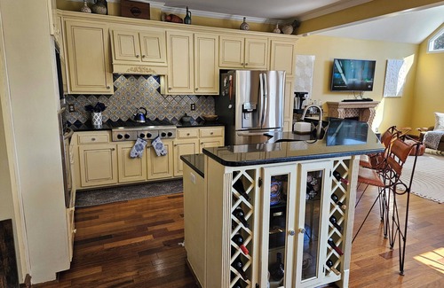 Sharpsburg House | Casa De Lago - Spanish inspired lakeside retreat w/private pool - 5bd/3.5