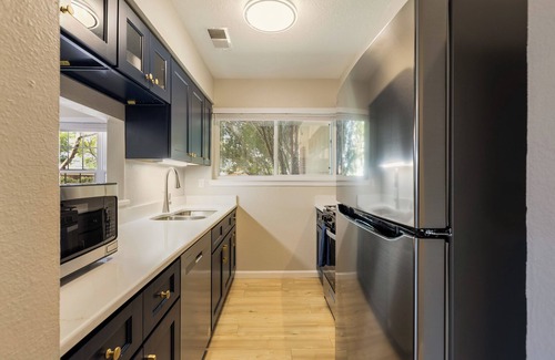 Albuquerque House | Casa De Los Globos/Luxury 2 Bedroom Home Walking Distance to Balloon Fiesta Park