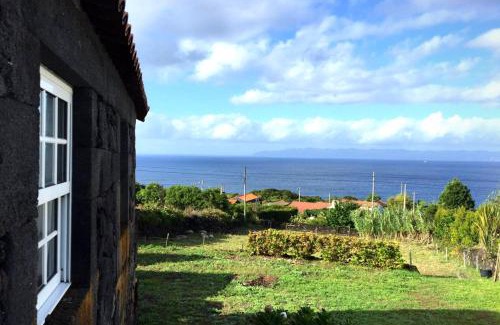 Sao Roque do Pico House | Casa de Sant'ana