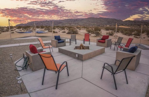 Twentynine Palms House | CASA DE SUNRISE-JTNP-The Ultimate Desert Getaway