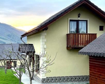 Orlat House | Casa de vacanță