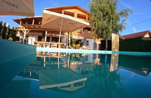 Comarnic House | CASA DE VACANTA CLARA MARIA