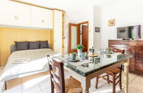 Jesi Apartment | Casa dei quadri monolocale Jesi