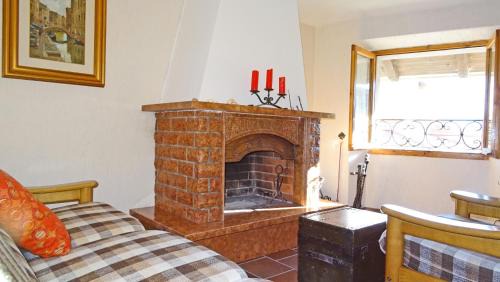 Pieve House | Casa del Borgo Olga by Gardadomusmea