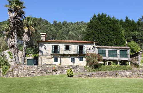 Gondomar Villa | Casa del Cura de Oliveira