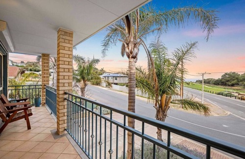 Maslin Beach House | Casa Del Frankie. Maslin Beach