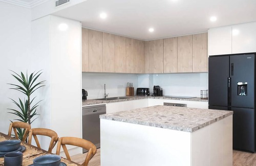 Ulladulla Apartment | Casa del Navilla - Experience luxurious living right on Ulladulla Harbour