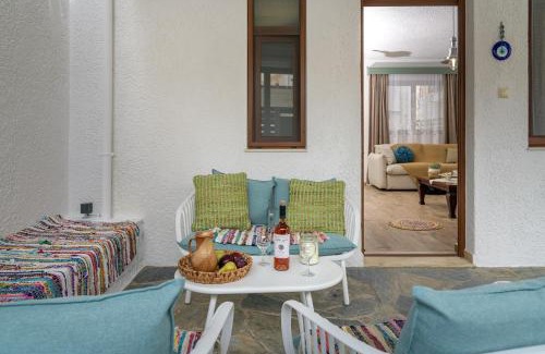 Kos Villa | Casa Dell Artista with private jacuzzi