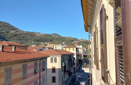 La Spezia Historic Centre Apartment | Casa delle Rondini, ideal location for reaching the 5 Terre