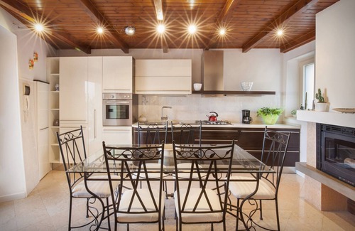 Albisano Apartment | Casa Delle Stelle with Terrace