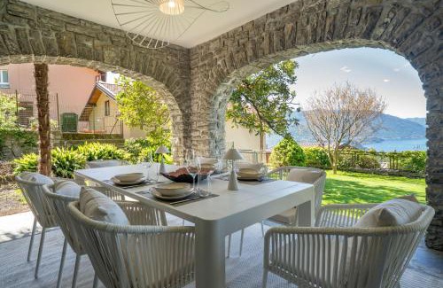 Perledo Villa | Casa di Lou - Panoramic villa in Perledo