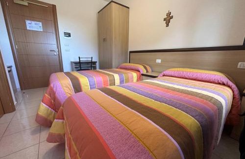 Municipio 1 Hotel | Casa di Ospitalità religiosa San Francesco d'Assisi - BA