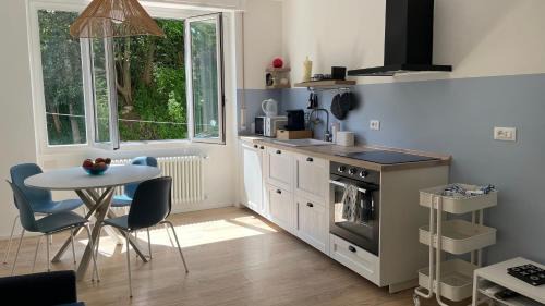 Albaro Apartment | Casa di Silù con parcheggio ,vicino Gaslini, no barriere