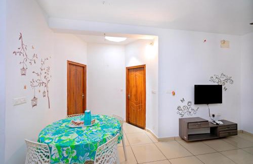 Kalapettai House | Casa di Terra Near Rock Beach