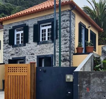 Porto Moniz House | Casa do Amigo