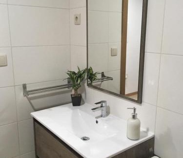 Braganca House | Casa do Castelo II