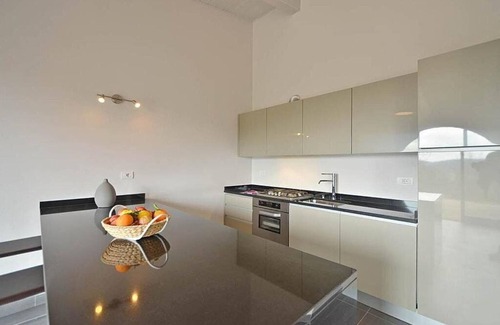 Trequanda House | Casa Dracena E: A welcoming apartment situated in the heart of the Tuscan countryside, with Free WI-FI.